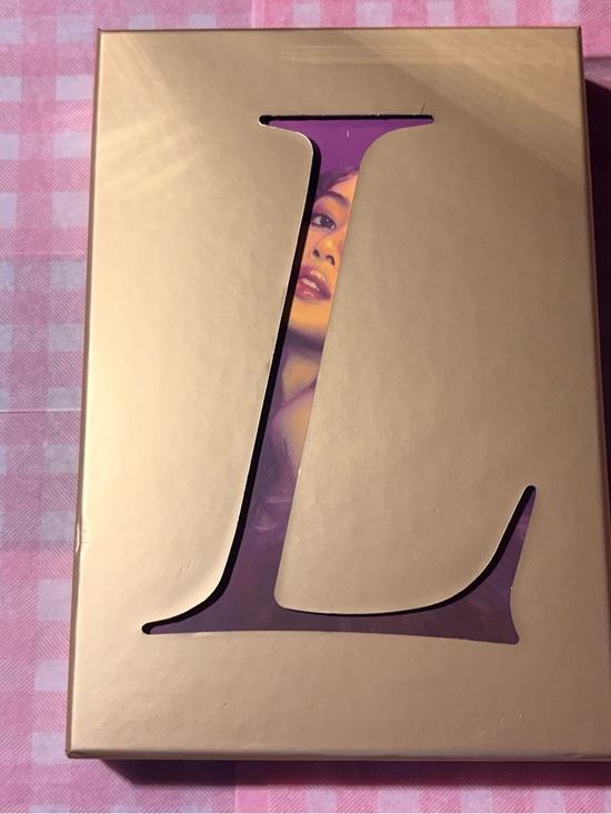 Other - Gold Decorative Wall Letter 'L' Cutout Art - Unbranded
